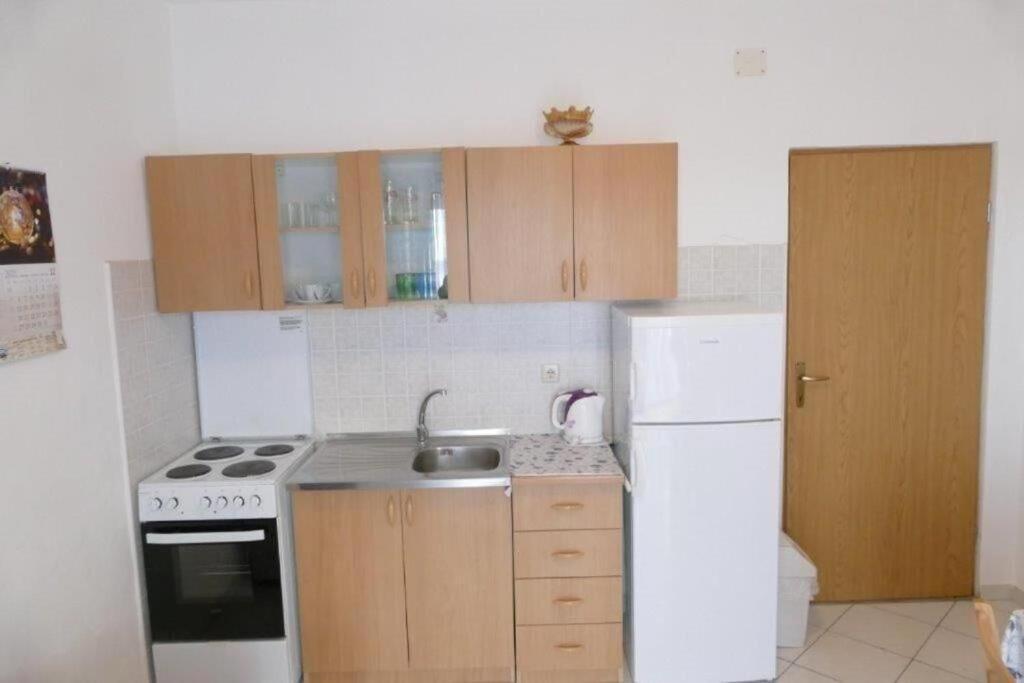 Apartments Jasmin Barbat na Rabu Exterior foto